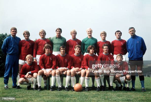 Sport, Football, England, August 1971, The Burnley FC first team squad pose together for a group photograph, Back Row L-R: Brian Miller , Arthur...