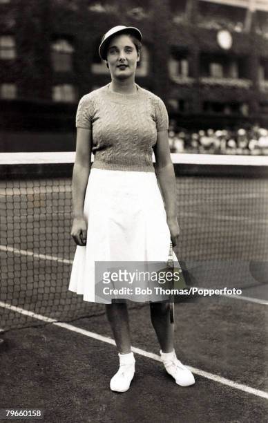 Sport/Tennis, London, England, circa 1935, Kay Stammers pictured at Wimbledon, she won the Ladies Doubles title in 1935 and 1936 partnering Miss...