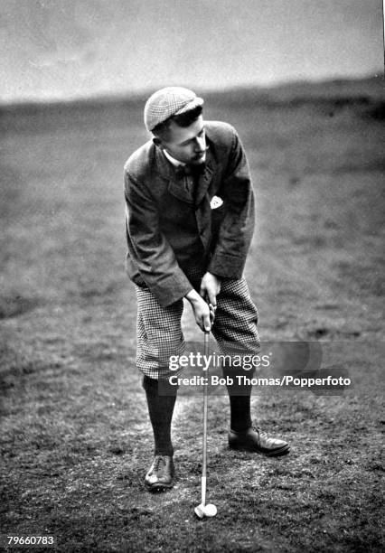 Sport, Golf, circa 1895, Harold Hilton, English golfer, who learnt his trade at Hoylake and went on to win 7 major tournaments, The British Open Golf...