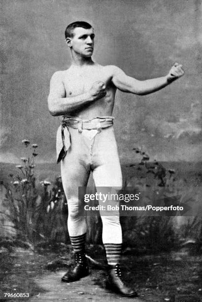Jimmy Carrol Boxing 124 Boxing Tights Stock Photos, High-Res Pictures, and Images - Getty ...