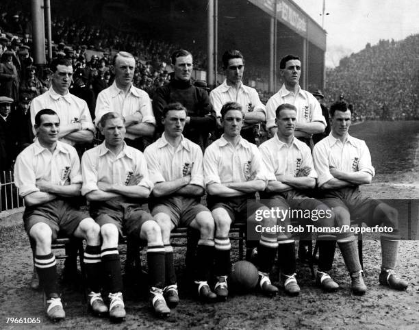 Sport, Football, International Match, Villa Park, Birmingham, 8th April 1922, England 0 v Scotland 1, The England team, The players in the the...