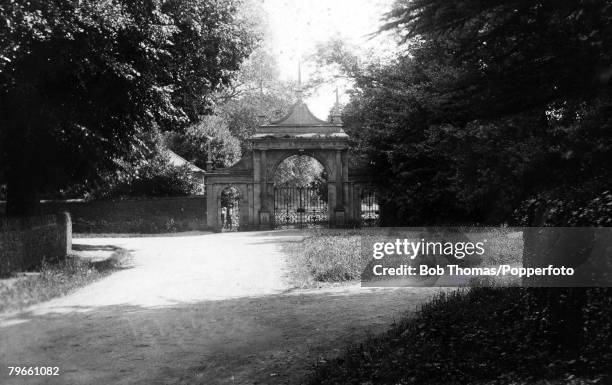 Pytchley 21 Overstone Northamptonshire Photos & High Res Pictures - Getty Images