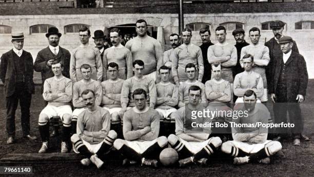 Sport, Football, circa 1905, The Chelsea F,C, team pose together for a group photograph, Back row, L-R: J,T,Robertson, , H,A,Keare, , Byrne,...