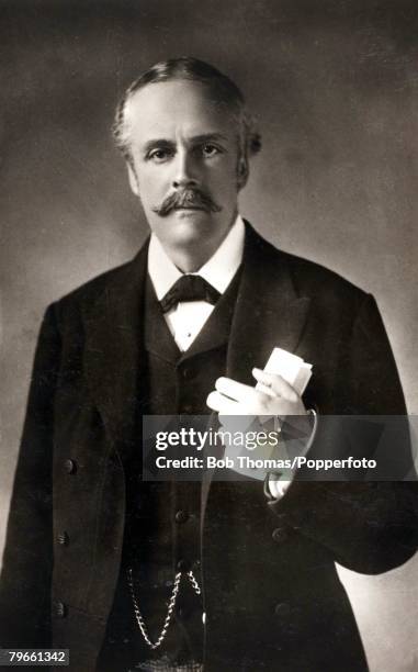 Politics, The Rt,Hon, Arthur James Balfour, portrait, , Balfour entered Parliament as a Conservative in 1874 and succeeded Salisbury as Prime...