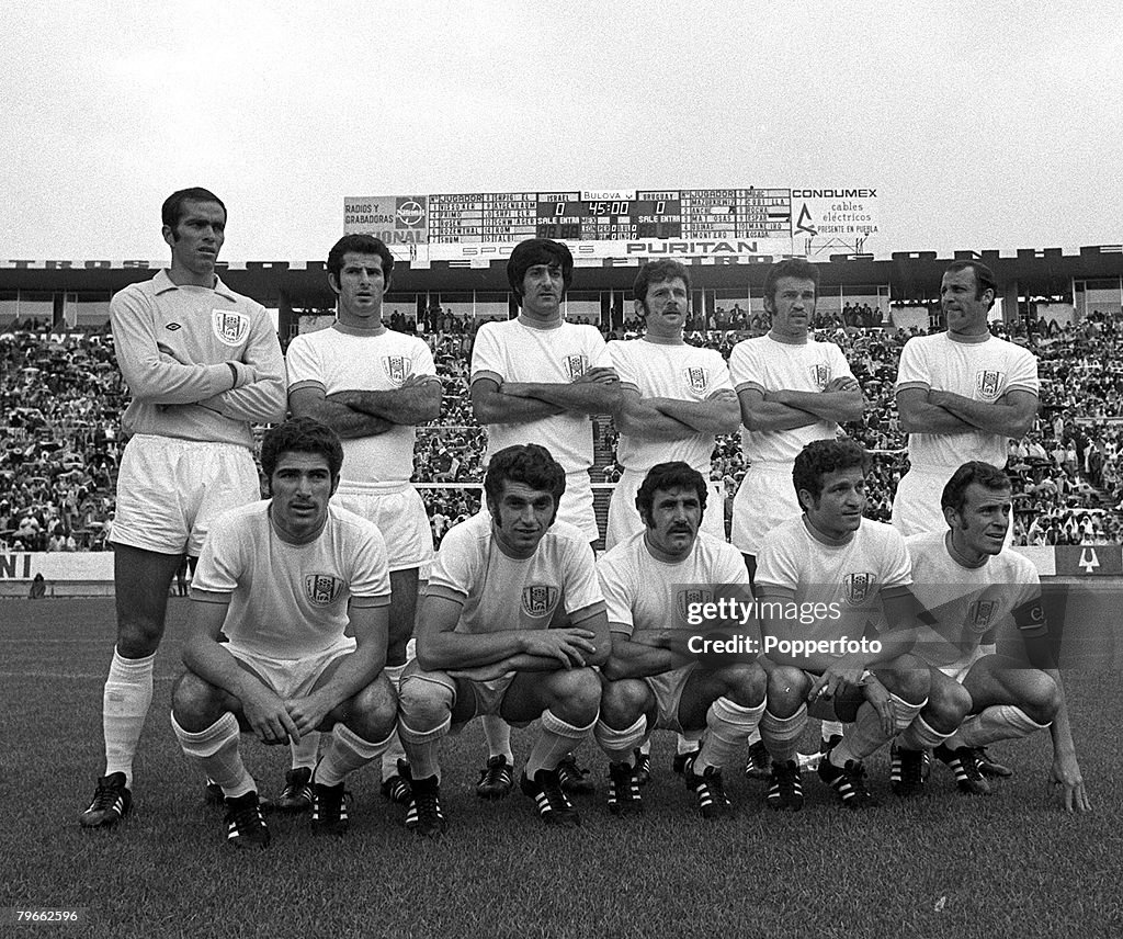 Sport, Football, World Cup Finals, Puebla, Mexico, 13th June 1970, Group Two, Israel v Uruguay, The Israel team line up together for a group photograph
