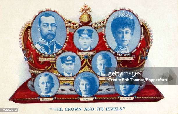 British Royalty, Souvenir Postcard, A Coronation souvenir to King George V of Great Britain, crowned 22nd June 1911, with Queen Mary and their 6...
