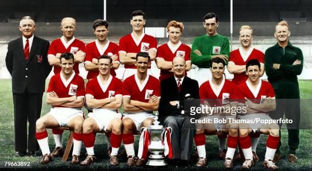 Sport, Football, 1959 F,A,Cup Final, Nottingham Forest 2,v Luton Town The Nottingham Forest team:, Back row: L-R: G,Noel Watson; Hon,Secretary and...