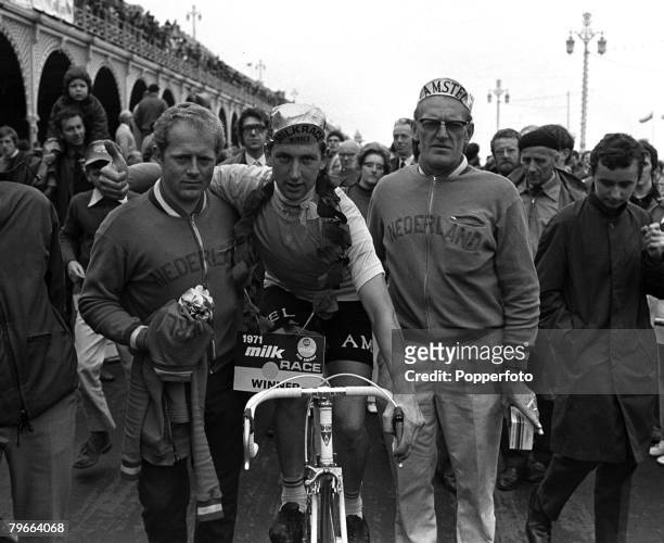 Sport, Cycling, East Sussex, England, 12th June 1971, Fedor Den Hertog of Holland is mobbed by supporters as he arrives in Brighton to win the Tour...