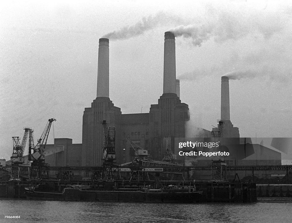 London, England, 22nd November 1971, A general view of the Battersea Power station emitting smoke from the chimneys