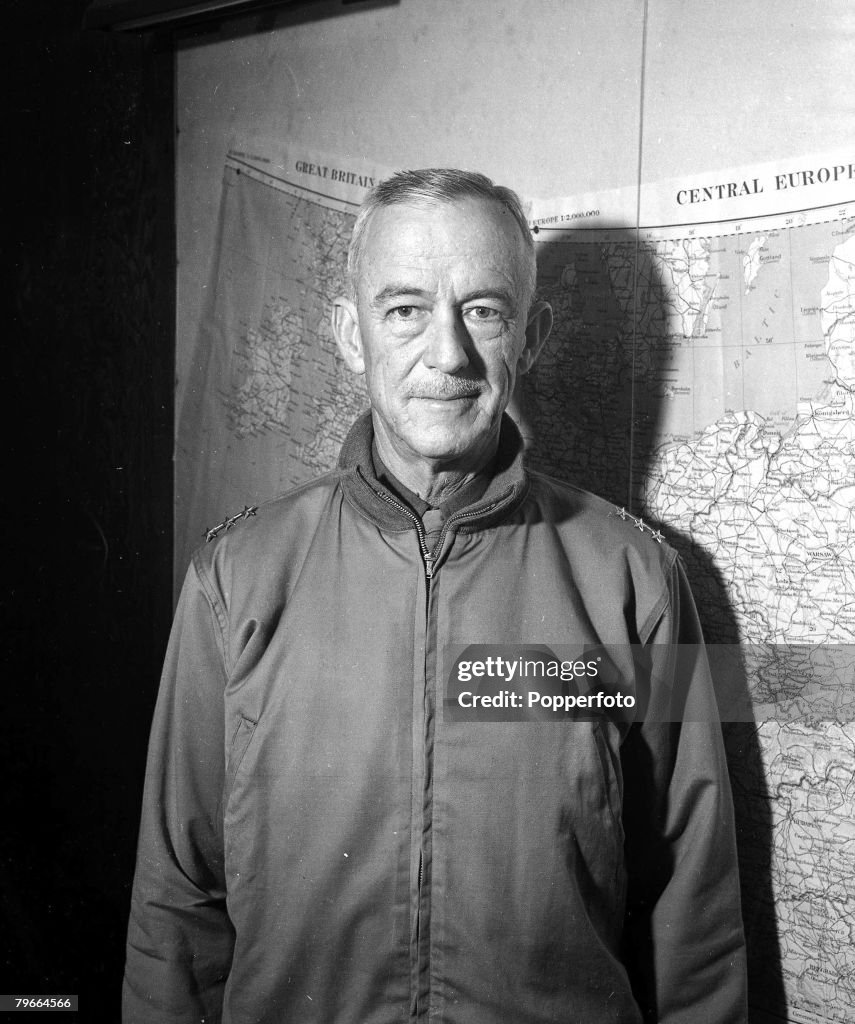 World War II, 16th October 1944, Lt, General Courtney Hodges U,S, first army commander at his ,forward H,Q, in Europe during the second World War