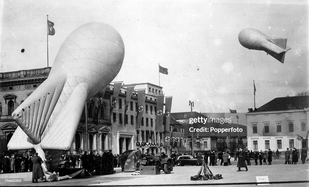 Barrage Balloons Over The Reich Chancellery