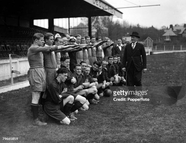 Football, 19th April 1938, Southampton, England, A team of sailors from the German liner ,Stuttgart defeated British seamen by 4 goals to 3 in a...