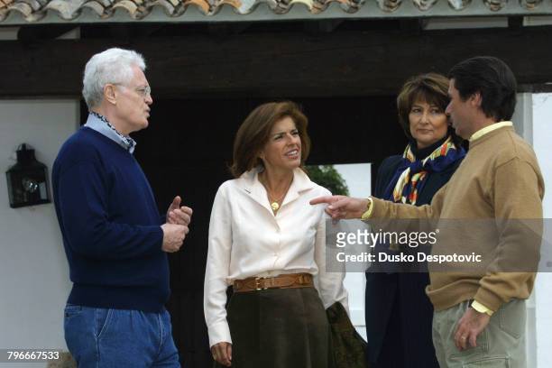 Prime Minister Lionel Jospin and his wife spent the weekend on the hacienda of Jose Maria Aznar and Ana Botella at Los Yebenes near Toledo.