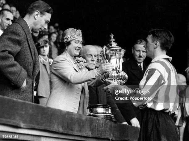 Volume 2, Page 19, Pic 5, Football, May 1st 1937, Wembley, London, F,A,Cup Final, Sunderland 3 v Preston North End 1, Queen Elizabeth and King George...