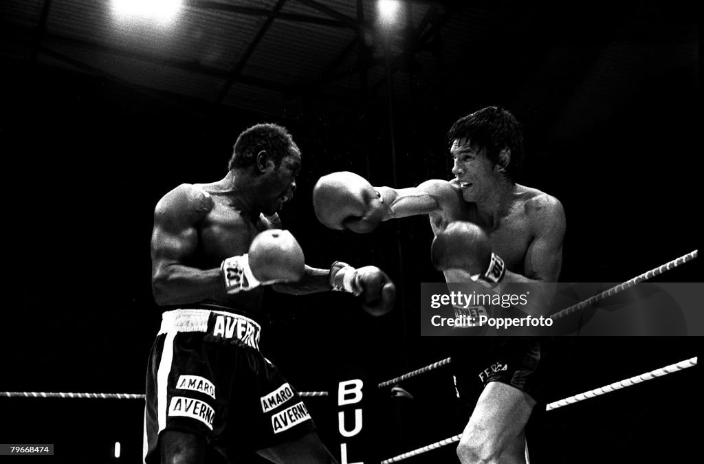 Sport, Boxing, Argentina's Carlos Monzon (right) hits Emile Griffith of the Virgin Islands as he retains his World Title Fight in Monaco, Monte Carlo winning on points over 15 rounds, 2nd June 1973