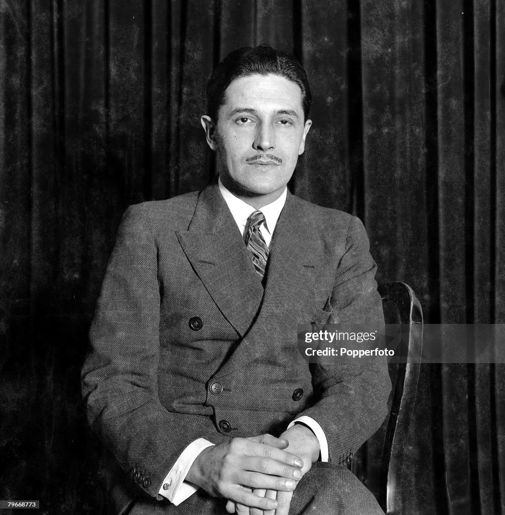 Circa 1920, London, Welsh actor, composer, songwriter, and dramatist Ivor Novello