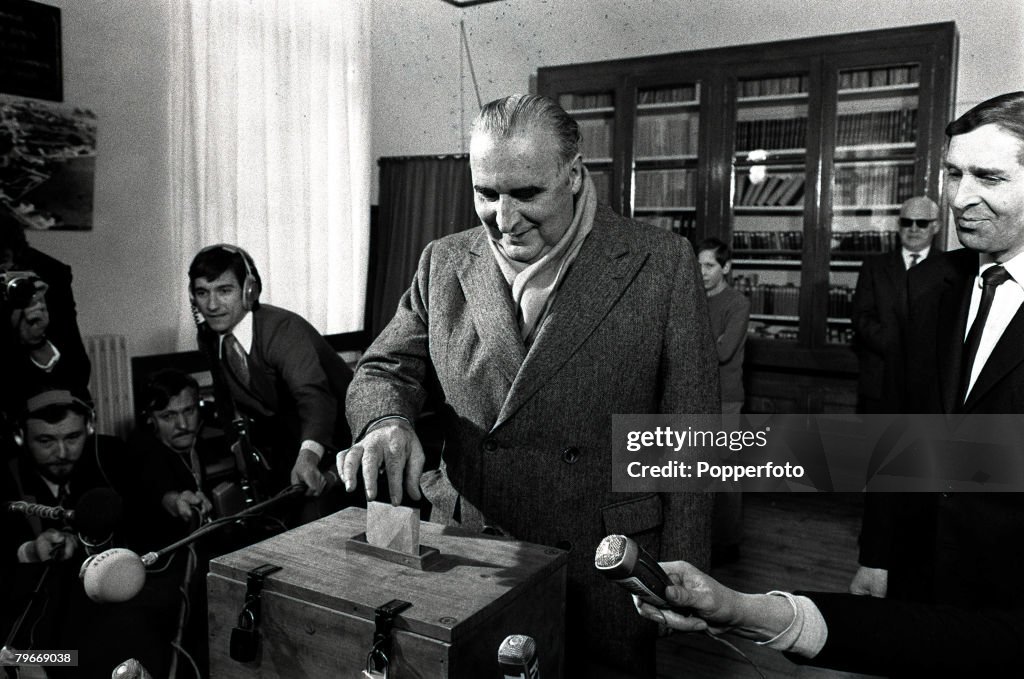 6th March, 1973, , French President Georges Pompidou votes at Orvilliers, just outside Paris during the first round of the French Parliamentary Elections