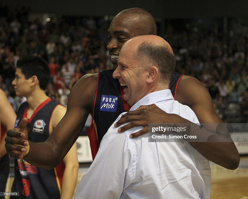 NBL Rd 21 - 36ers v Taipans