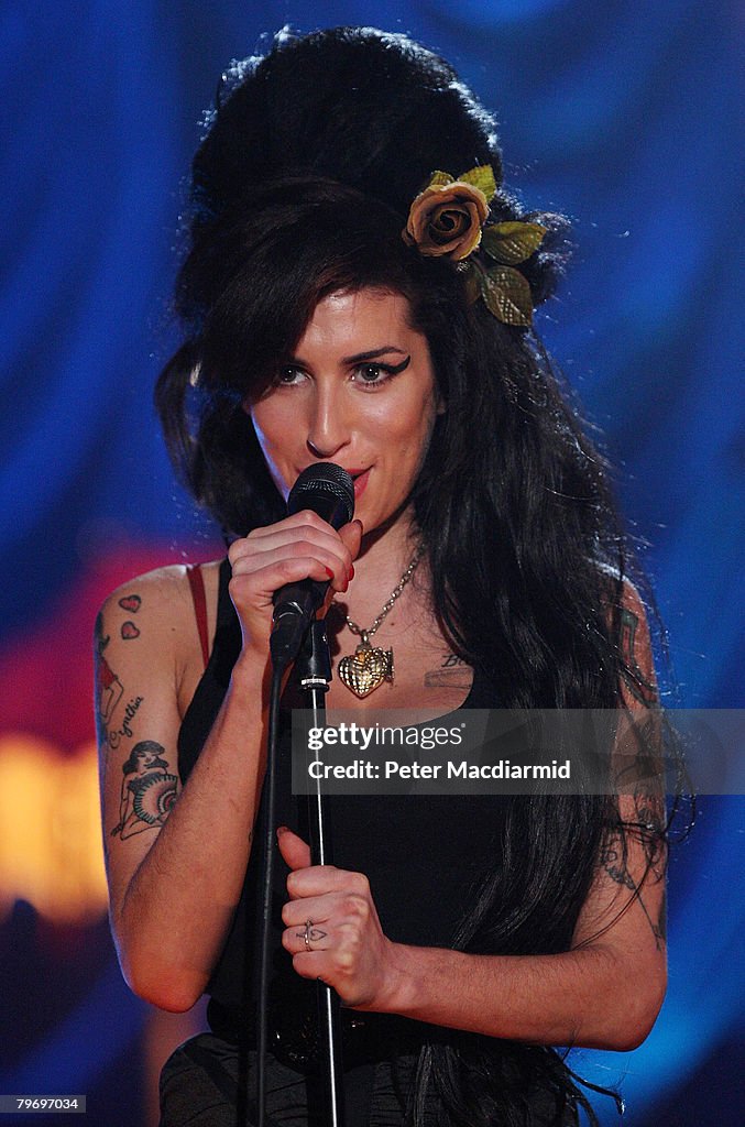 Amy Winehouse Performs For Grammy's Via Video Link