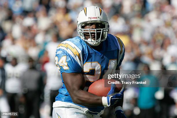 San Diego Chargers Jesse Chatman rushed for 103 yards and a 41 yard TD against the Jacksonville Jaguars October 10. 2004 at Qualcomm Stadium in San...