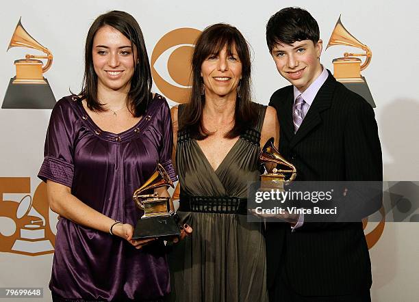 Susan Brecker, Sam Brecker and Michael Brecker, winners of the Best Jazz Instrumental Solo and Best Jazz Instrumental Album, Individual or Group...