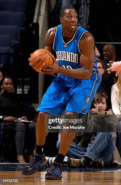 Dwight Howard of the Orlando Magic looks to pass during the game against the Memphis Grizzlies on January 23, 2008 at FedExForum in Memphis,...