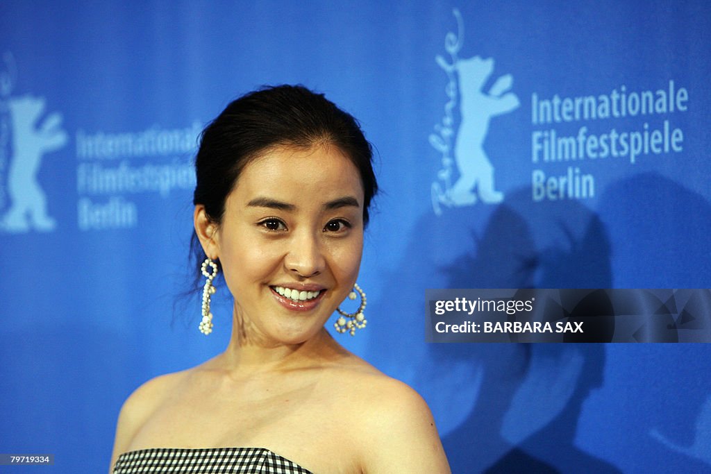 Korean actress Park Eun-Hye poses for ph