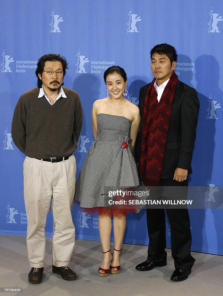 (L-R) Korean director Hong Sang-Soo and