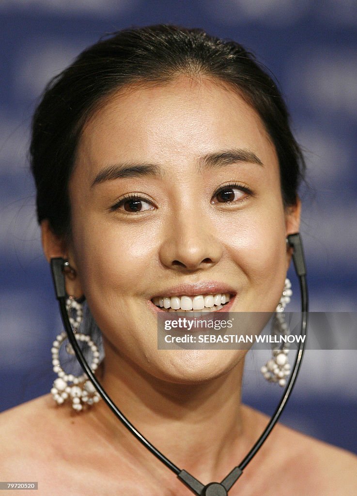 Korean actress Park Eun-Hye addresses a