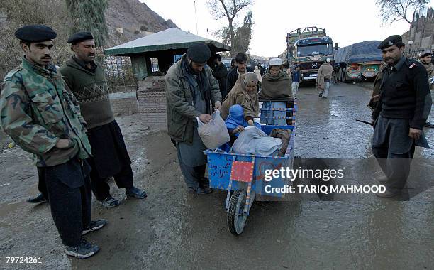119 Pakistani Mounted Police Stock Photos, High-Res Pictures, and