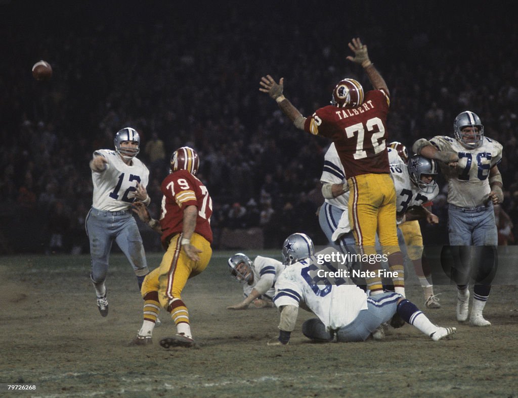 Roger Staubach - Dallas Cowboys - File Photos