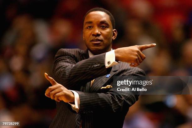 Head coach Isiah Thomas of the New York Knicks directs play during the game against the New Jersey Nets on January 16, 2008 at the IZOD Center in...