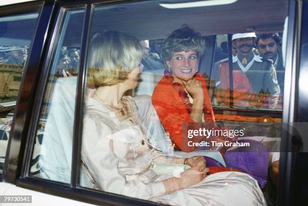 Princess Diana wearing a garland after a visit to the Marie Stopes Clinic, The Princess is on her way to the Taj Mahal