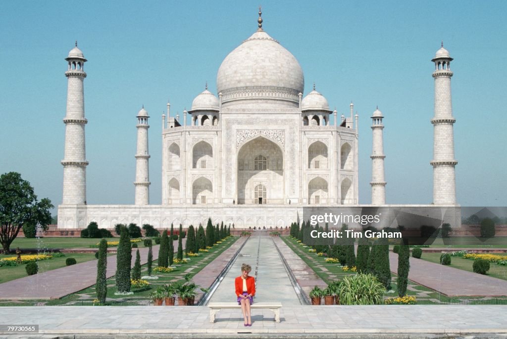 Diana Princess of Wales sits in front of the Taj Mahal durin