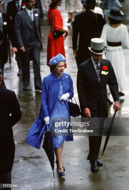 Queen Elizabeth II with the Marquess of Abergauenny at Royal Ascot Races