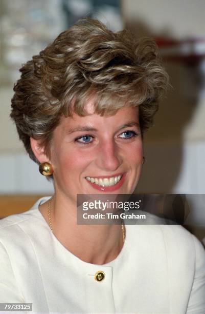512 Princess Diana Haircut Photos and Premium High Res Pictures - Getty  Images
