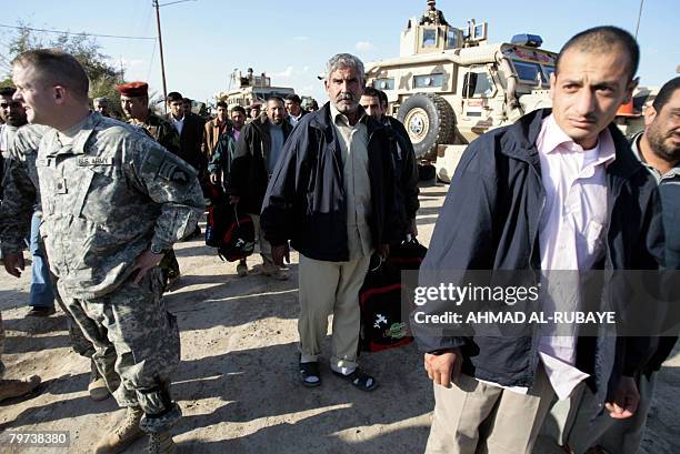 Ali Rashed Army 98 Al Rashid Us Army Stock Photos, High-Res Pictures, and Images ...