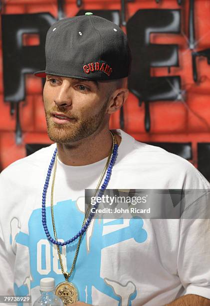 Yeyo Rapper Yeyo Photos and Premium High Res Pictures - Getty Images