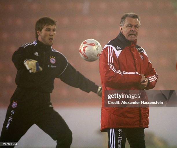Michael Rensing Bayern Ottmar Hitzfeld Stadium Photos and Premium High Res Pictures - Getty Images