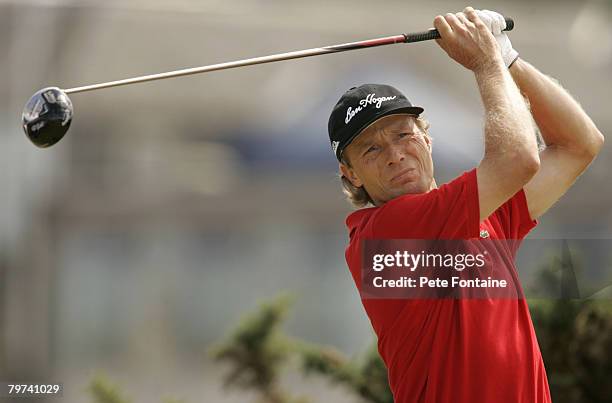 Bernhard Langer plays his tee shot on the 2nd hole during the final round of the 2005 British Open Golf Championship at the Royal and Ancient Golf...