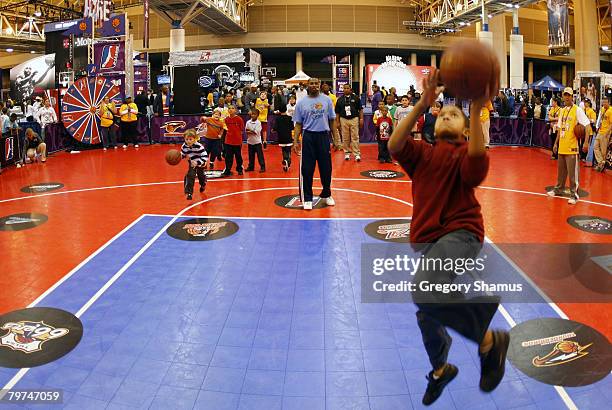 Shawn Respert Director of Basketball Operations for the D-League gives a clinic at Jam Session presented by Adidas during NBA All Star Weekend on...