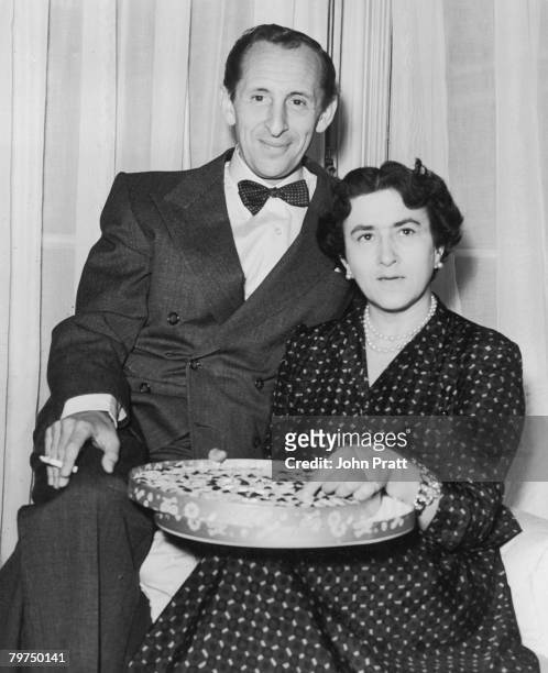 Russian-American pianist Vladimir Horowitz and his wife Wanda Toscanini Horowitz at Claridge's Hotel in London, 21st September 1951. Horowitz is due...