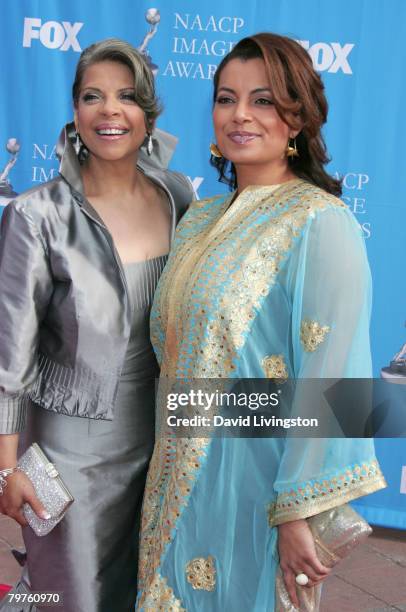 Singer Patti Austin and TV personality Michaela Pereira arrives at the 39th NAACP Image Awards held at the Shrine Auditorium on February 14, 2008 in...