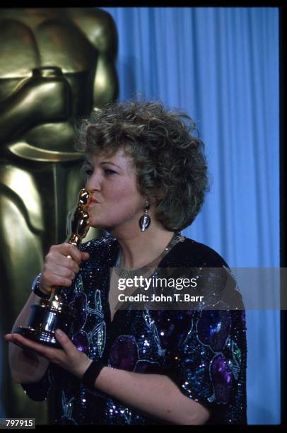 Brenda Fricker stands backstage during the 62nd Academy Awards ceremony March 26, 1990 in Los Angeles, CA. Fricker received an Oscar for Best Actress...