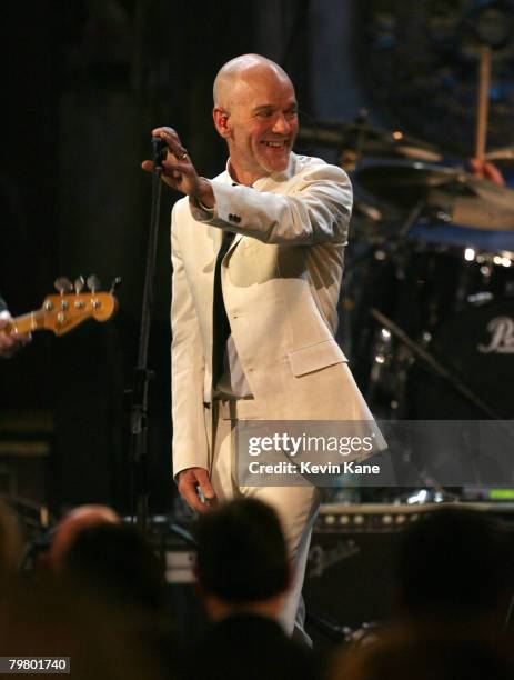 Michael Stipe of R.E.M. Performs "Begin the Begin/Gardening at Night/Man on the Moon"