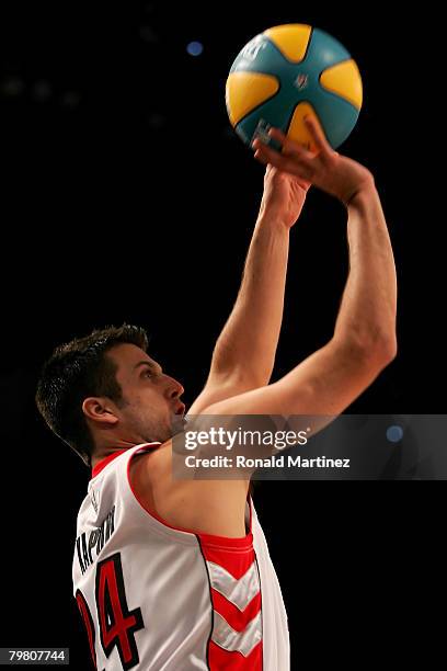 Jason Kapono of the Toronto Raptors participates in the Foot Locker Three-Point Shootout, part of 2008 NBA All-Star Weekend at the New Orleans Arena...