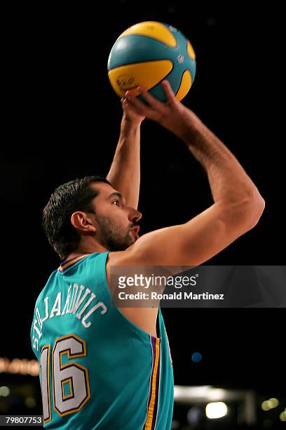 Peja Stojakovic of the New Orleans Hornets participates in the Foot Locker Three-Point Shootout, part of 2008 NBA All-Star Weekend at the New Orleans...