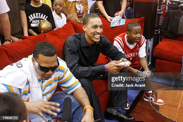 Mario Toronto Raptors 66 Toronto Raptors Fan Jam Stock Photos, High-Res Pictures, and Images ...