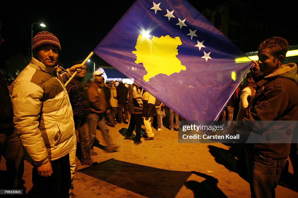 Kosovo Albanians Declare Independence From Serbia