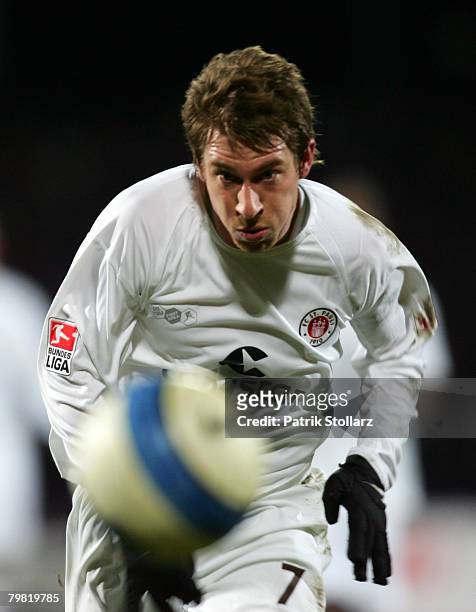 Marvin Braun of Pauliruns with the ball during the 2nd Bundesliga match between TuS Koblenz and FC St.Pauli at the Oberwerth Stadium on February 15,...